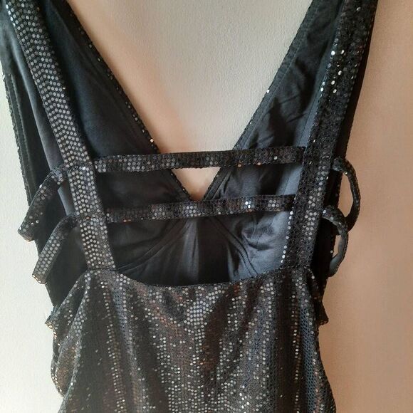 Urban Outfitters Mila Black Mini Sequin Dress - Picture 3 of 8